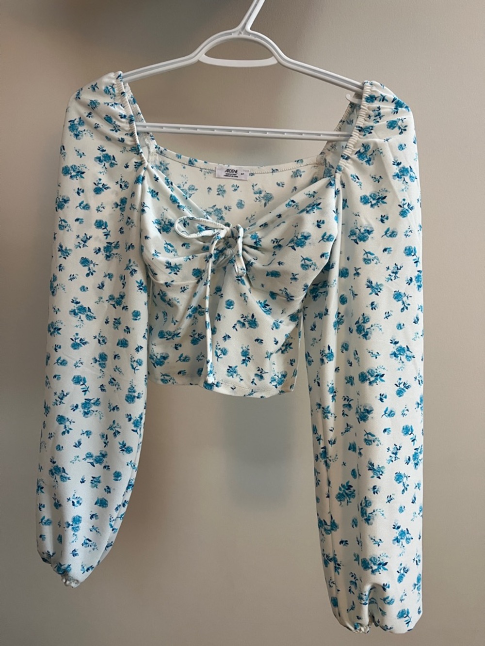 Ardene Cream Top with Blue Floral Tie-Front Puff Sleeves